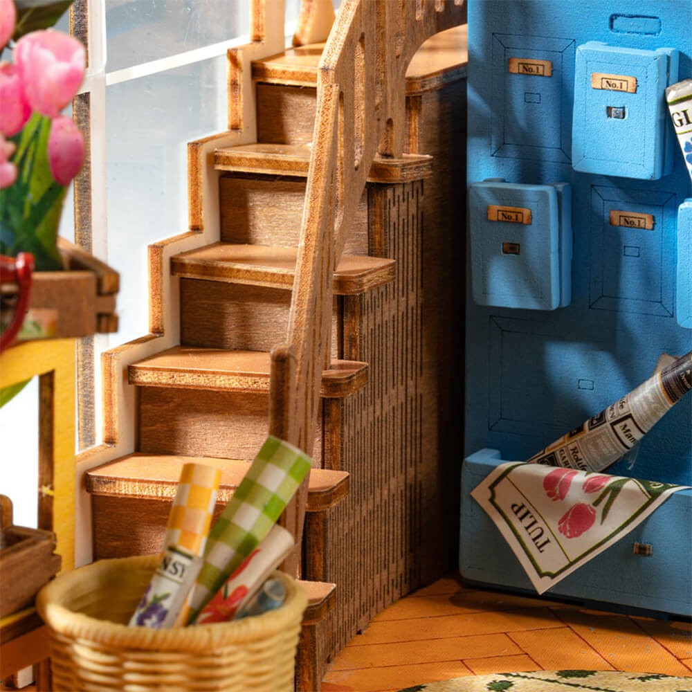 Summer Garden House Book Nook kit