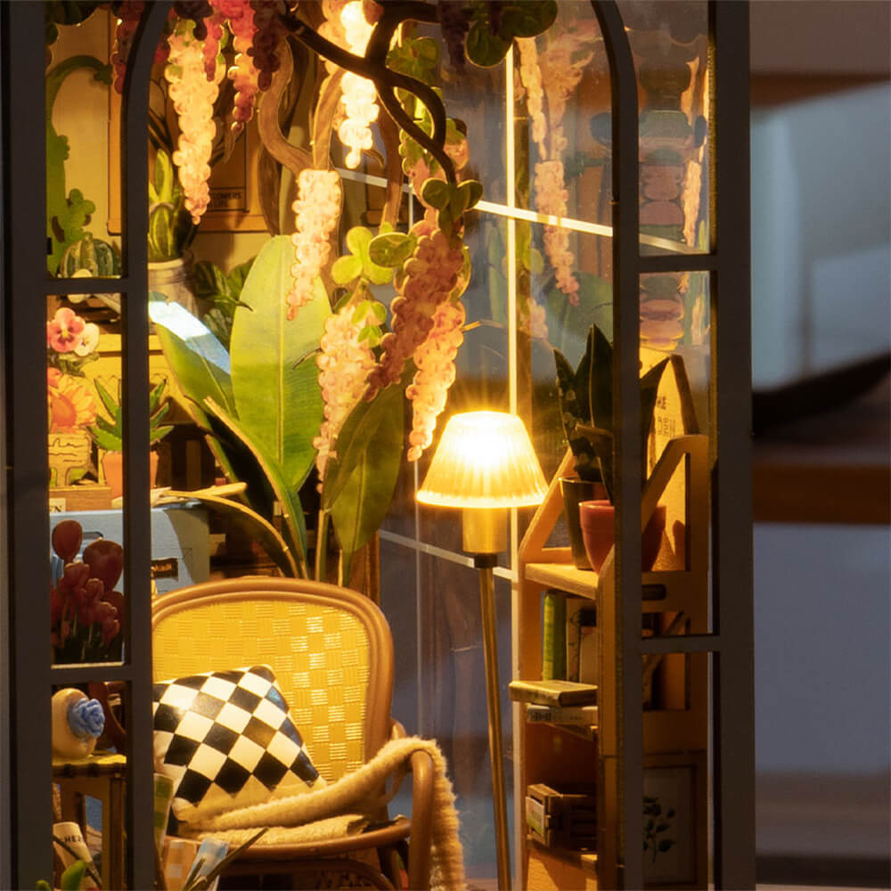 Summer Garden House Book Nook kit