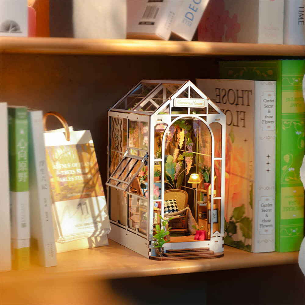 Summer Garden House Book Nook kit