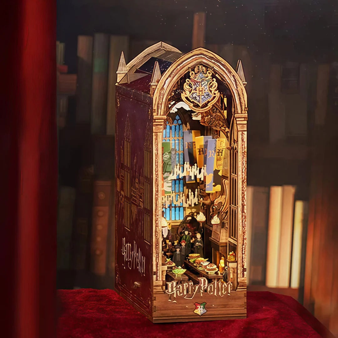 Hogwarts Great Hall Book Nook